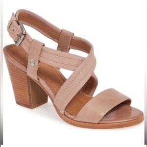 FRYE Lilac Leather Dani Criss Cross Sandals